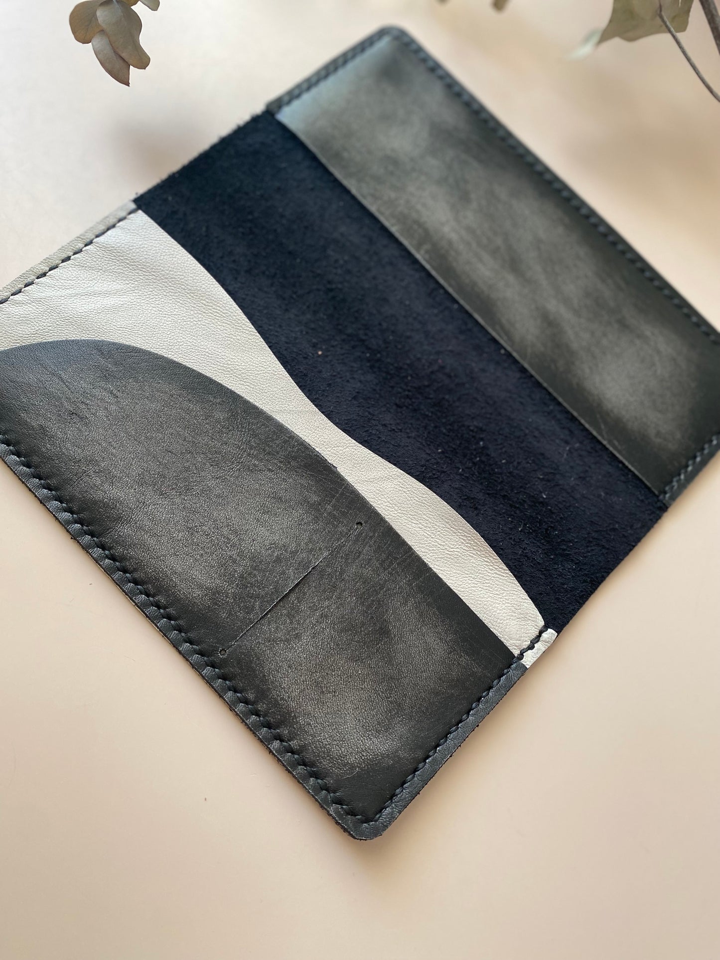 Weeks Size "Armonia" design