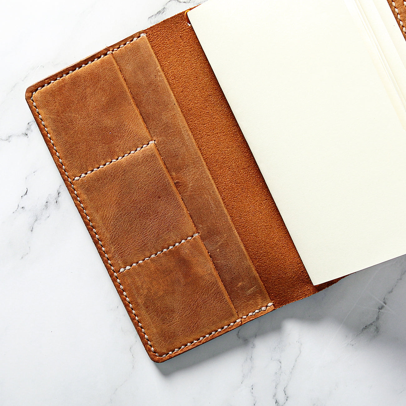 Funda de piel TN tamaño normal Trifold "Clio"
