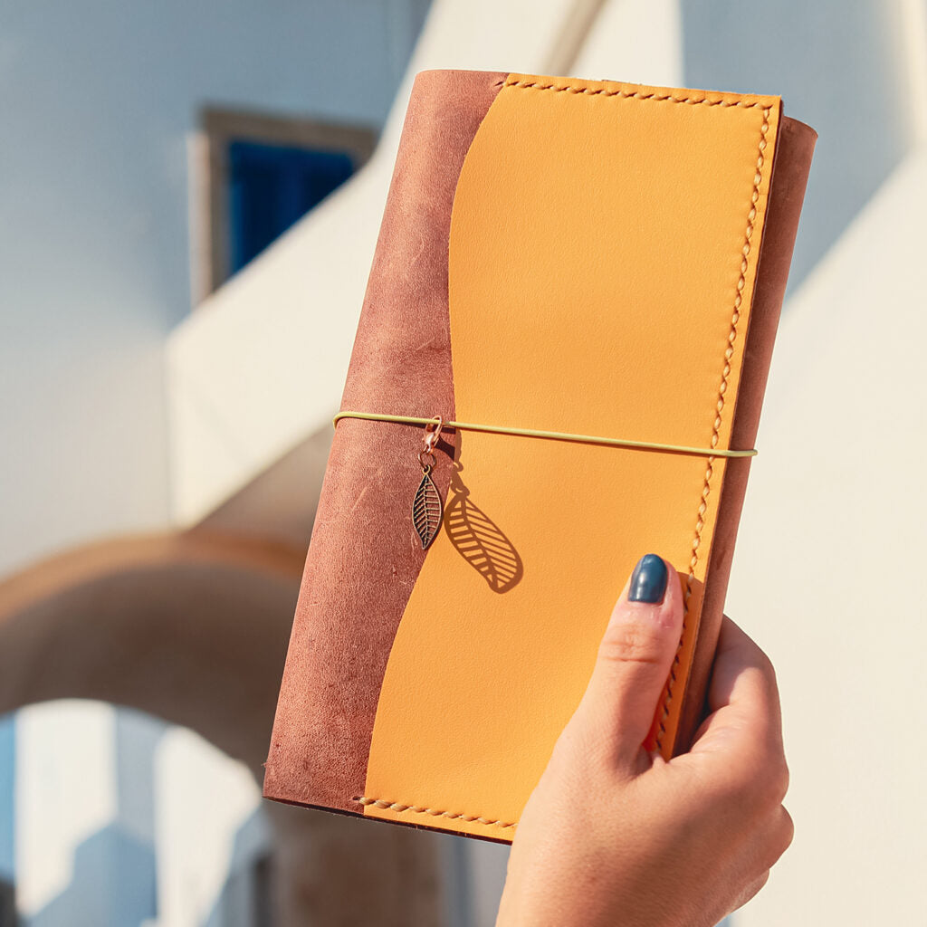 Funda de piel TN tamaño normal Trifold "Clio"