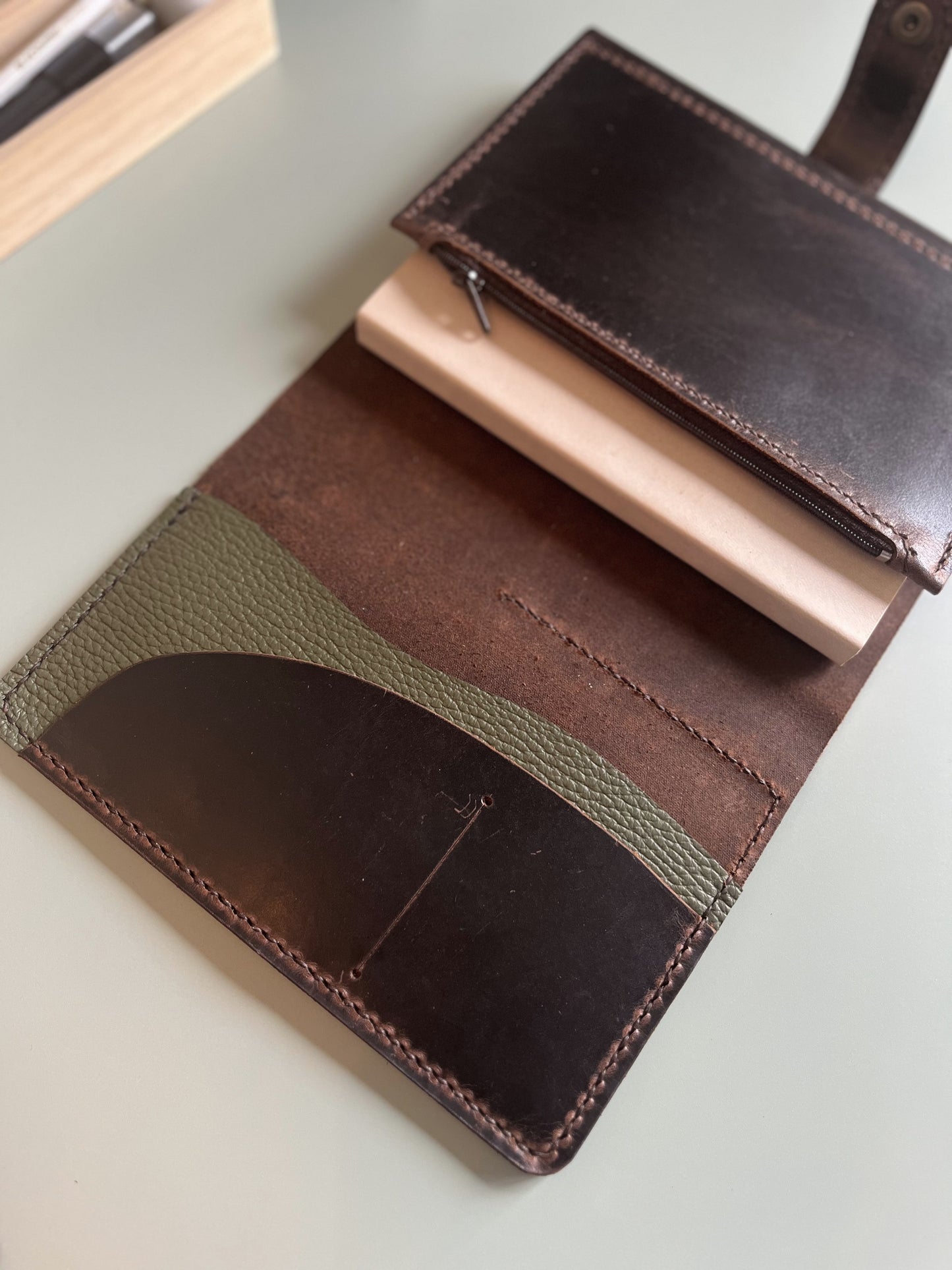 B6 cover with pen case