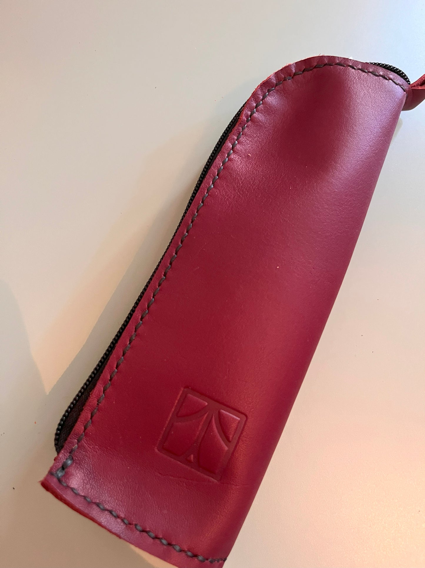 Pen case in borgogna leather