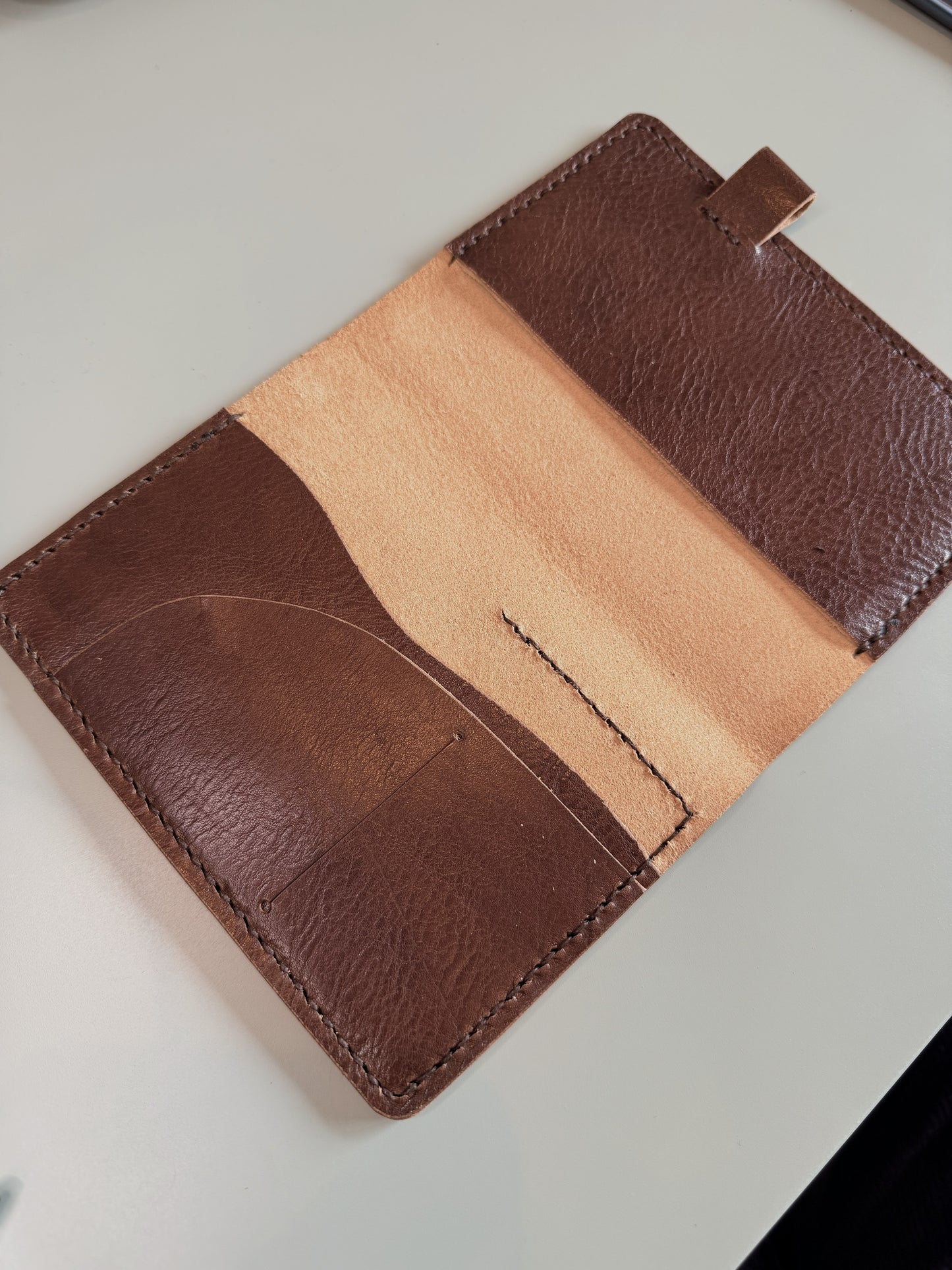 Pocket size "Aris" design in Gubbio