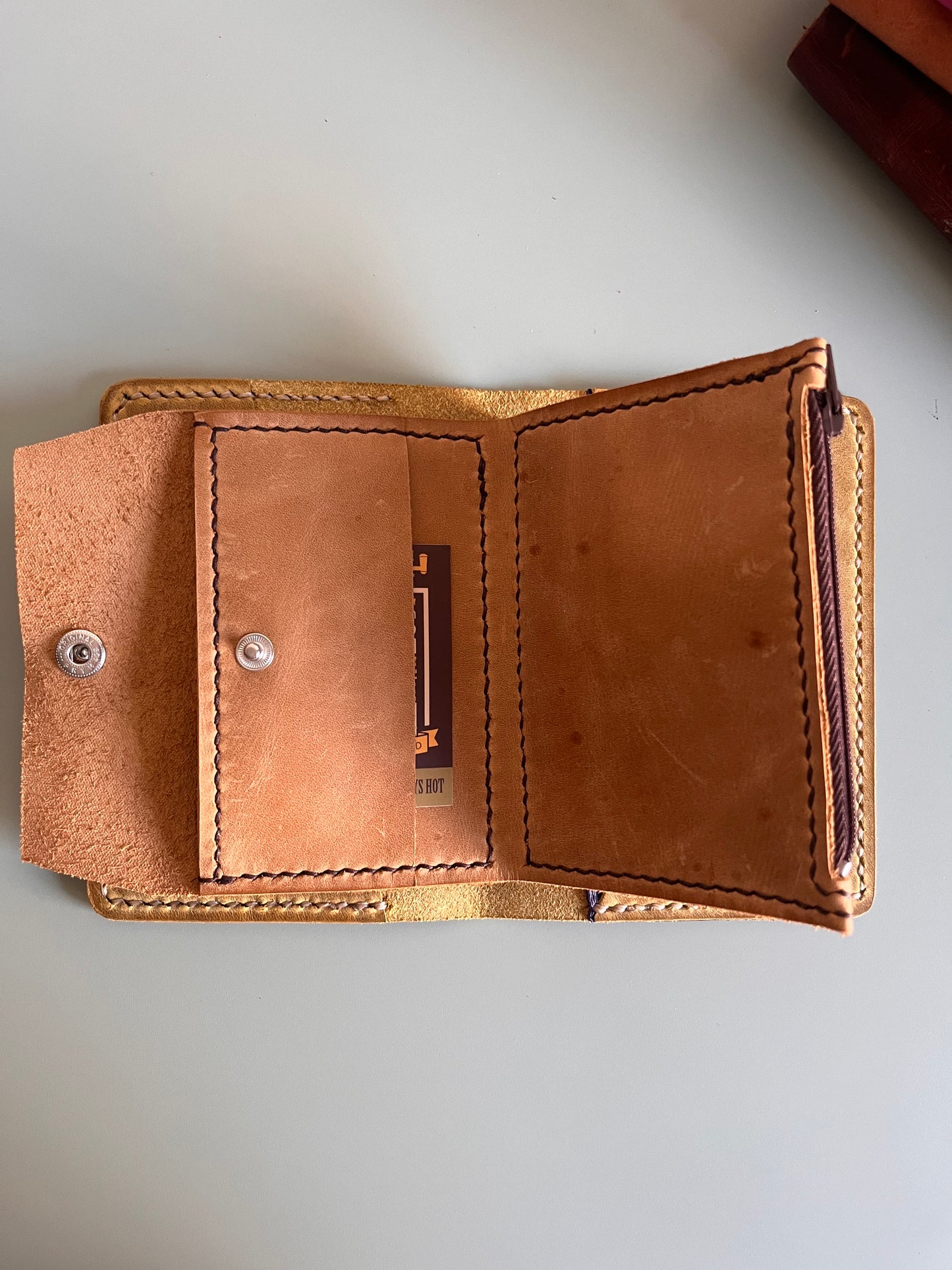 A6-Einsteckbrieftasche in Karamell