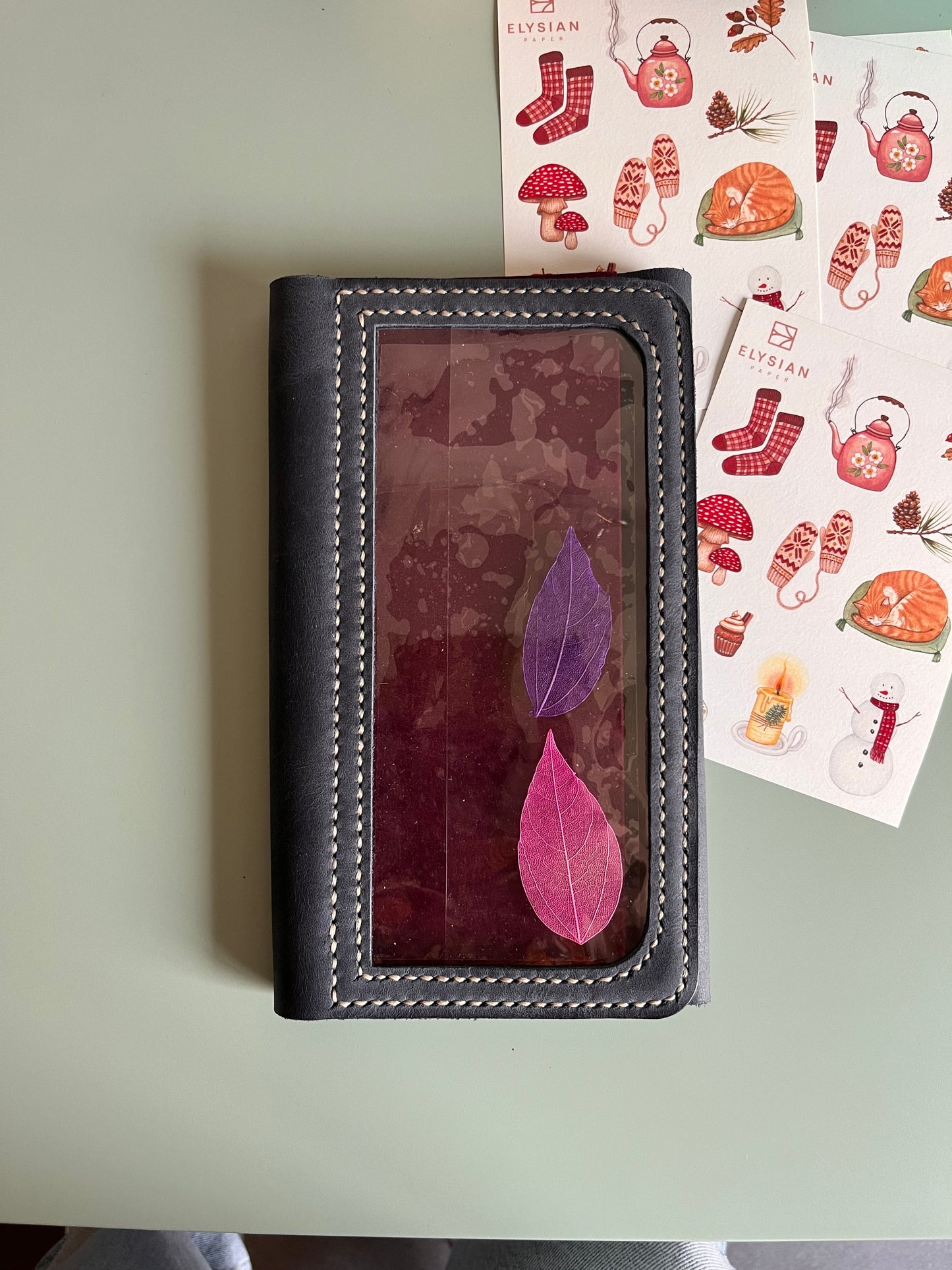 "Areti" Trifold TN tamaño regular