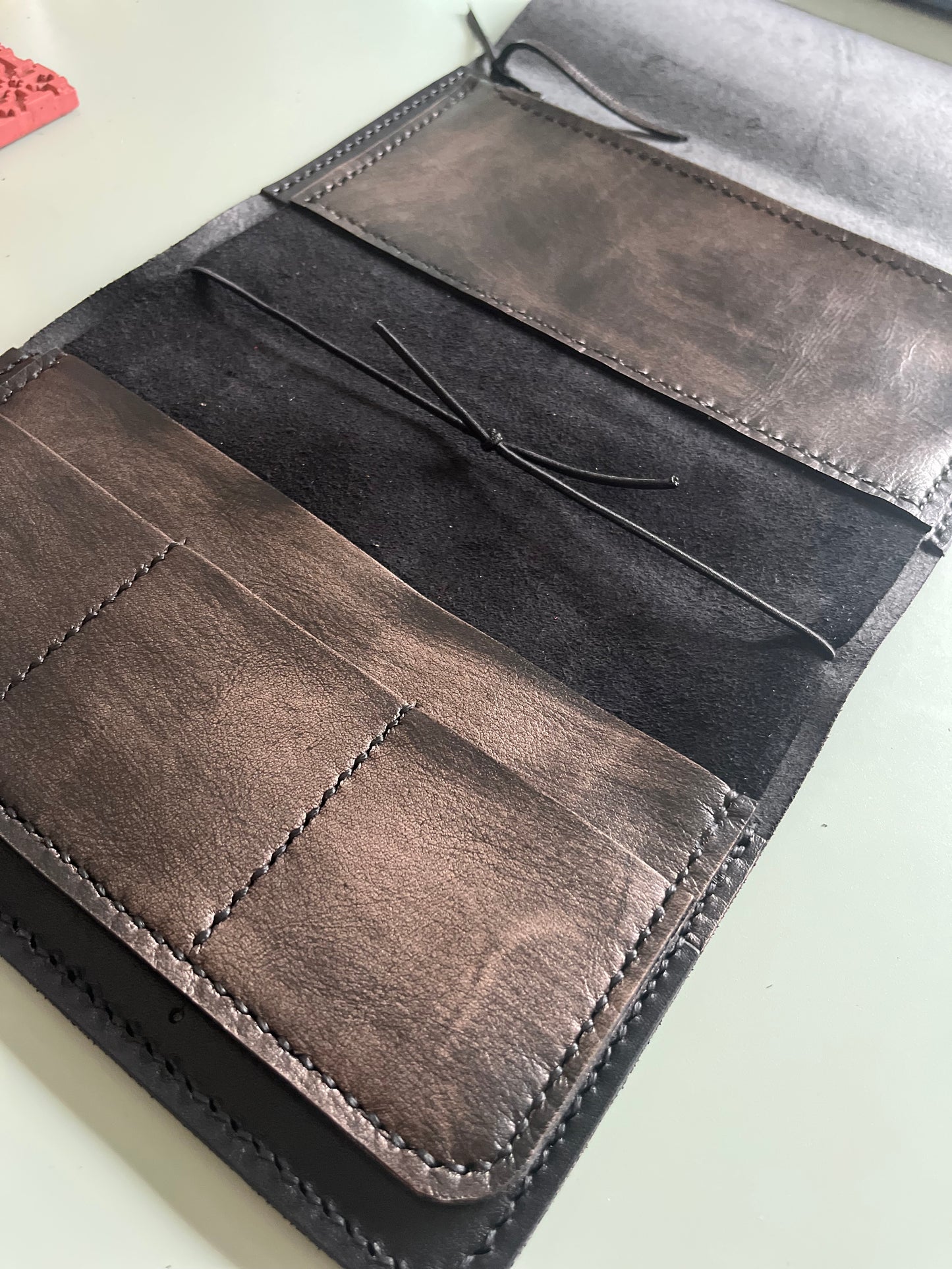 Einsteckbrieftasche_TN_mit Reißverschlussfach in Schokolade