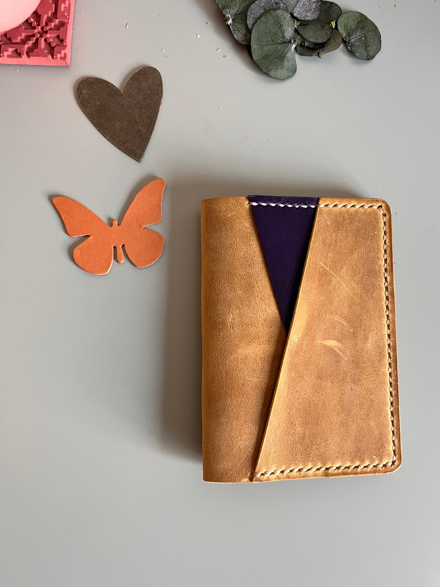 Passport Size Petras design