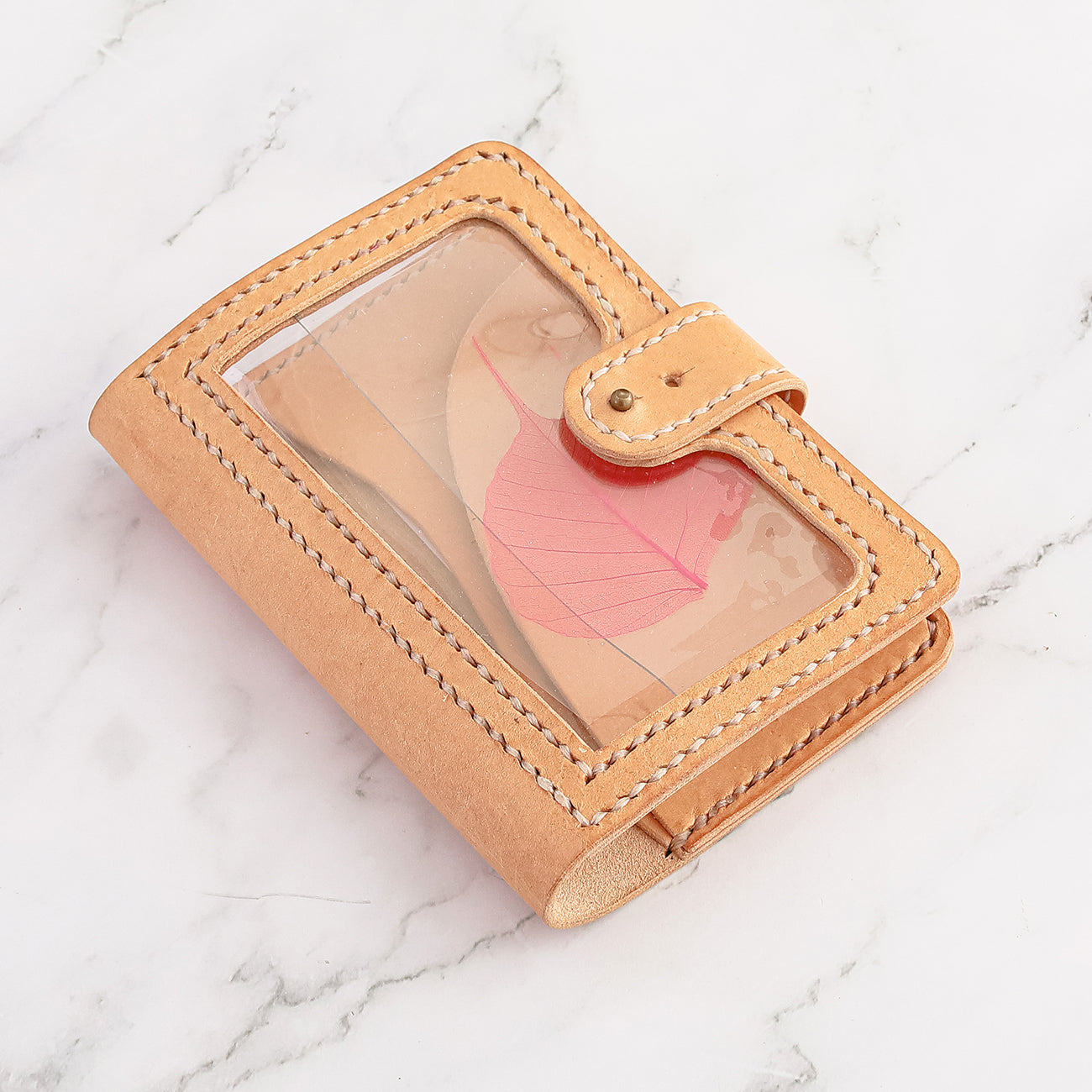 Taschenformat „Areti“