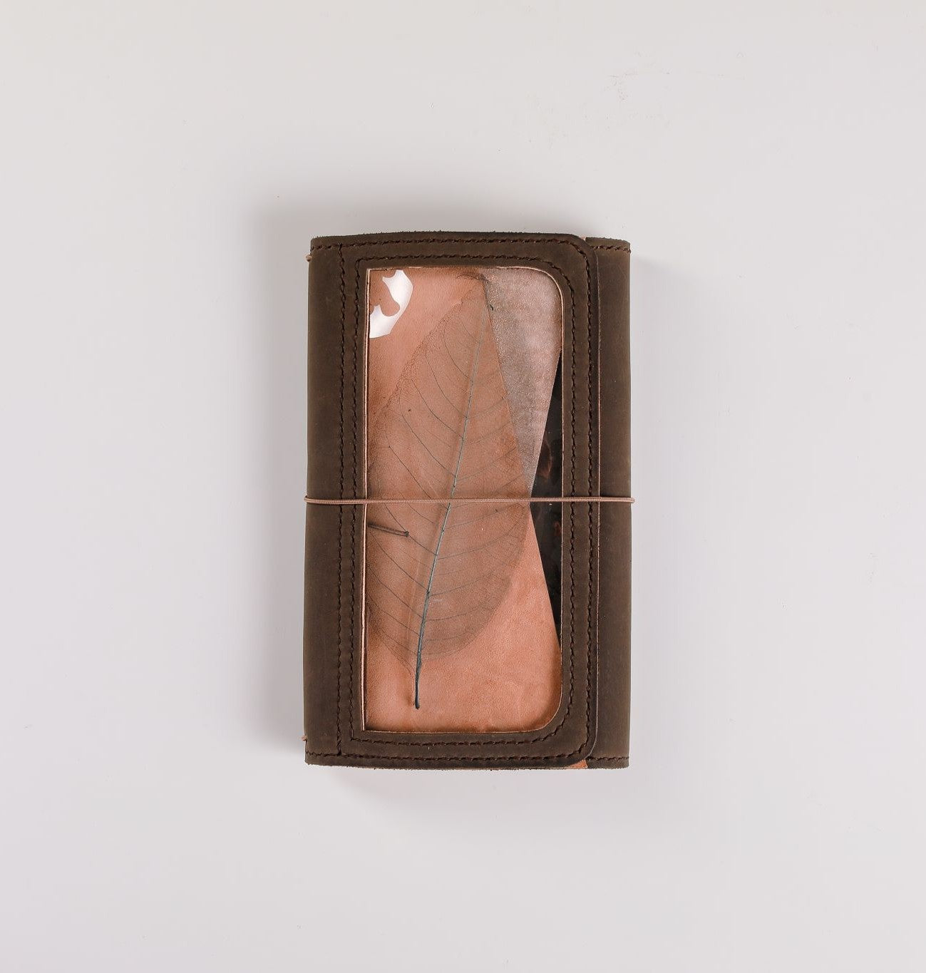 The Atelier Cover | Areti Trifold Leather Planner Cover