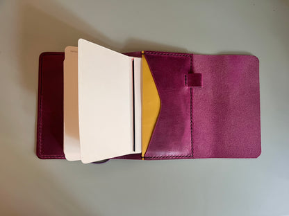 Pocket size trifold in Marsala smooth