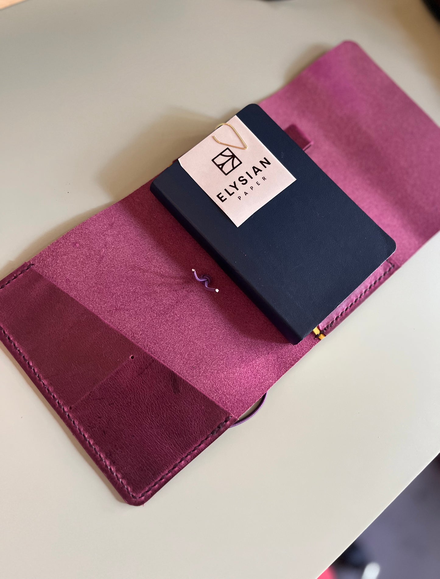 Pocket size trifold in Marsala smooth
