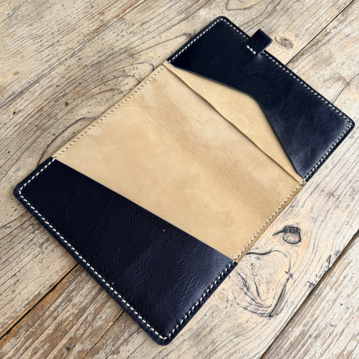 Open B6 Petras leather planner cover with Beige inner accent