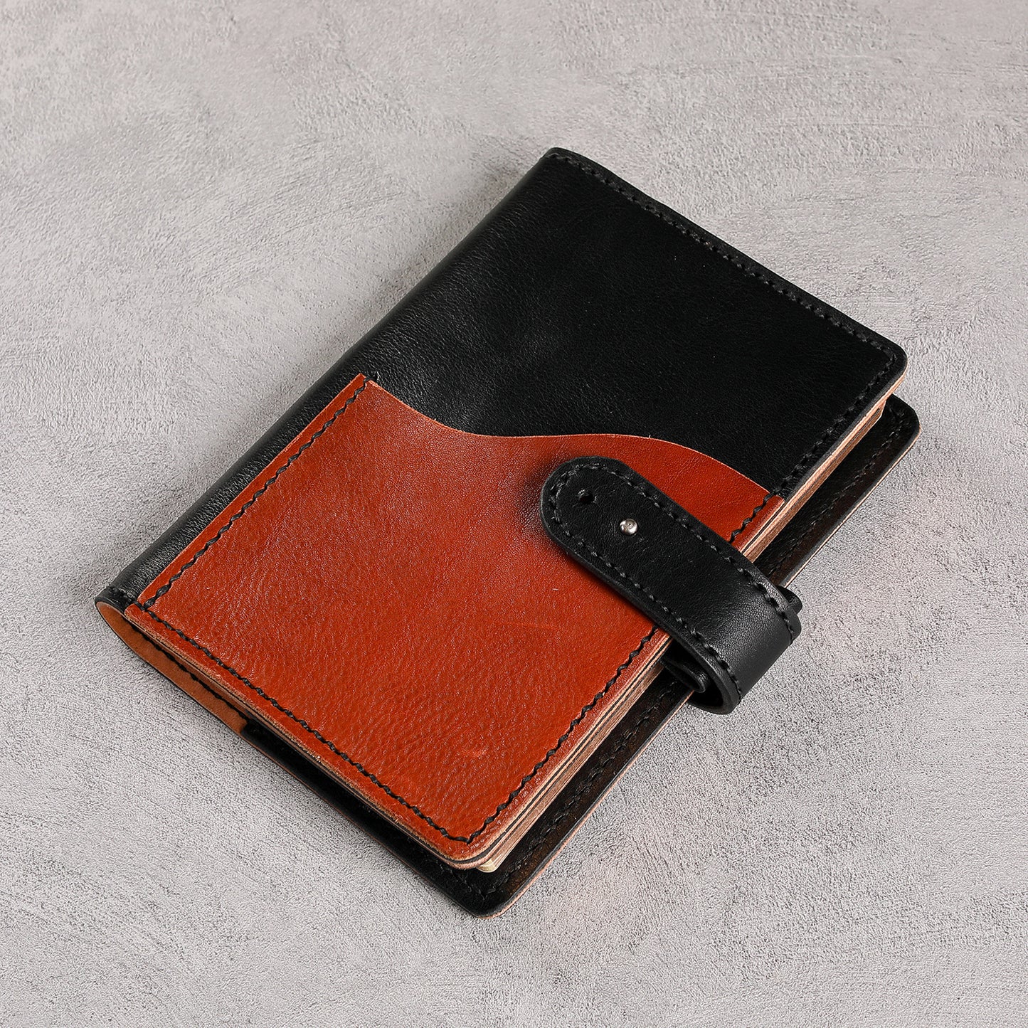 B6 size Aris design in Nero