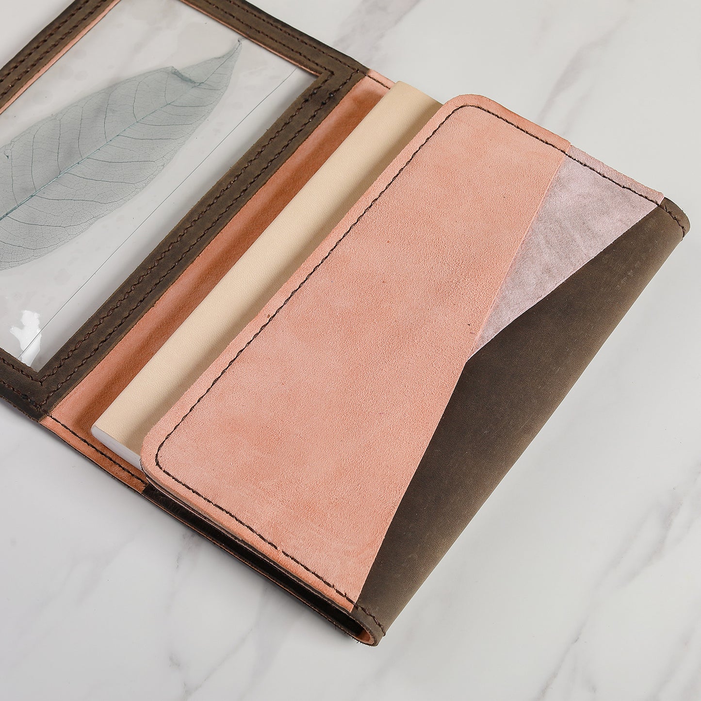 "Areti" Trifold A5 Slim in Nut Brown
