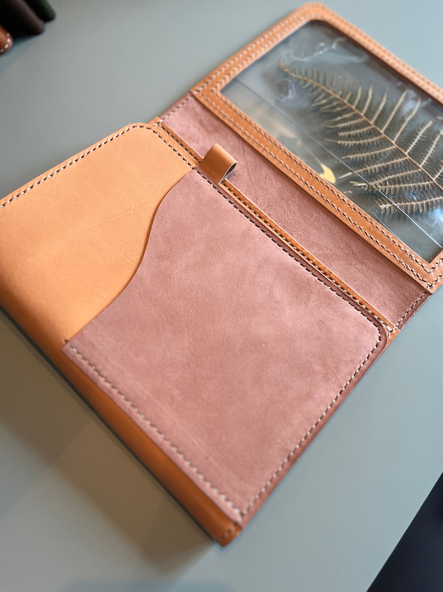 The Atelier Cover | Areti Trifold Leather Planner Cover