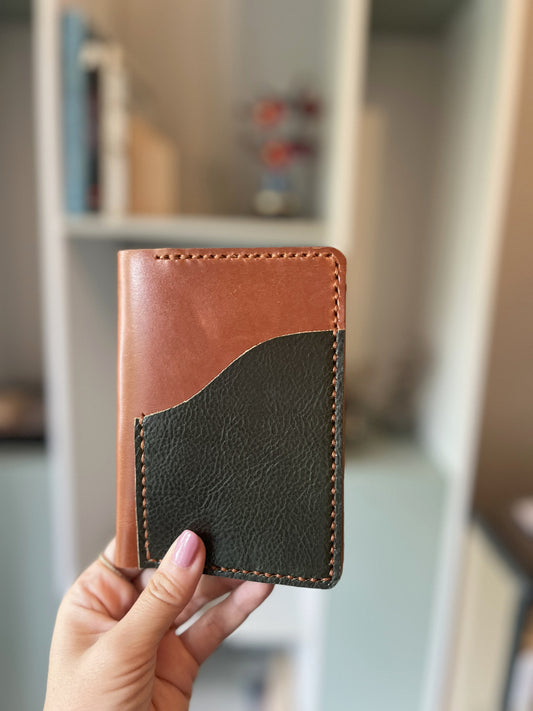 Passport Size Aris in Maple leather