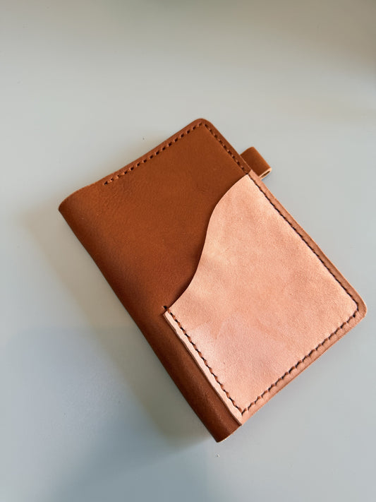 Pocket size "Aris" design in Masai