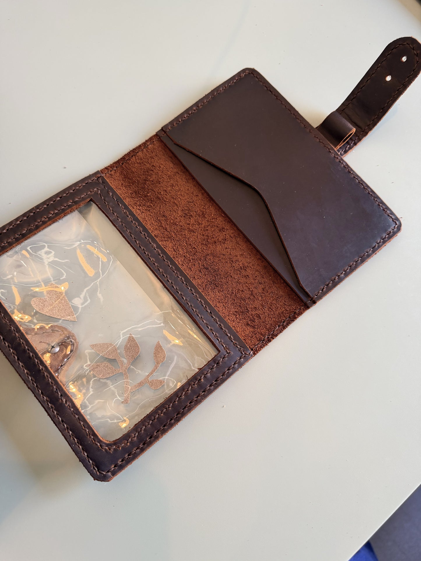 A6 "Areti" cover in Espresso