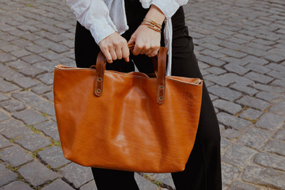 Leather tote organizers and inserts for everyday essentials