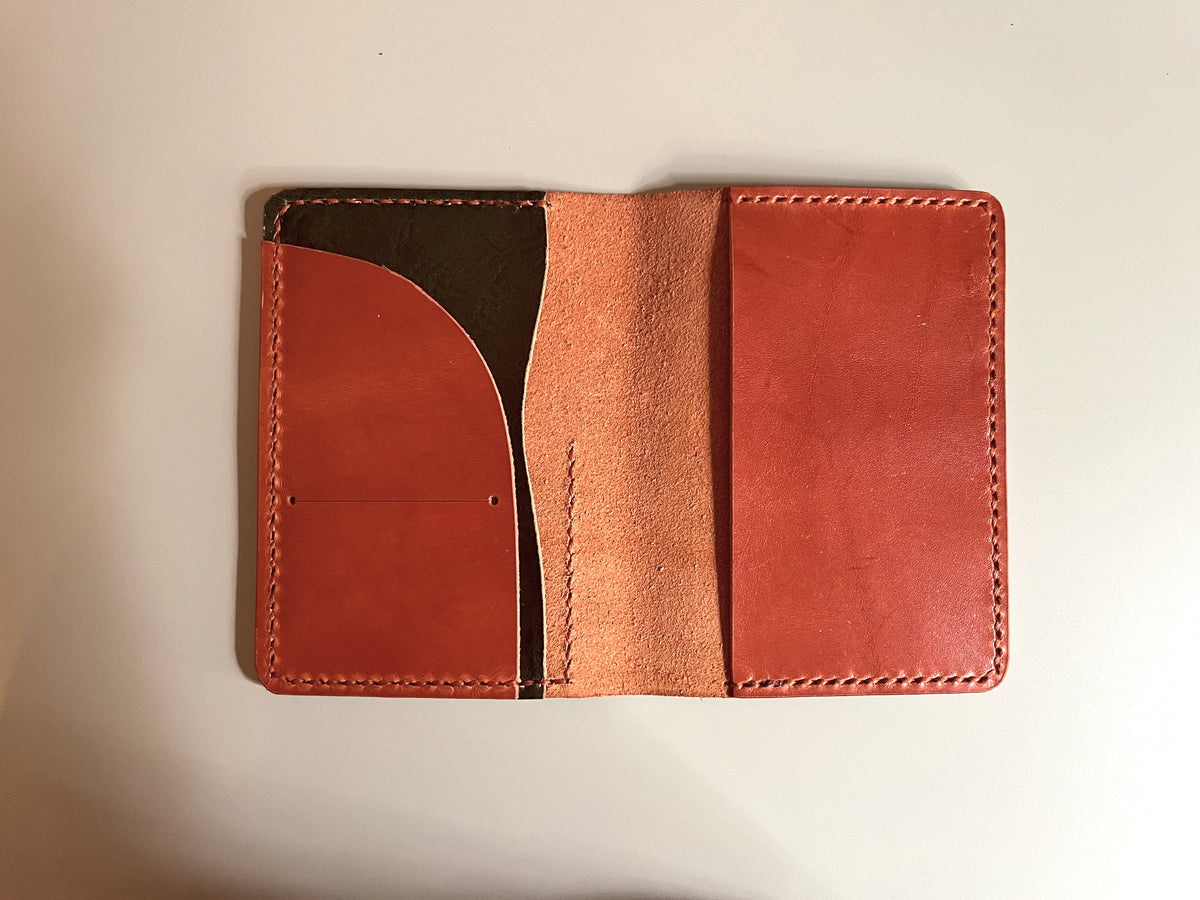 Pocket leather cover in maple with verde open flat
